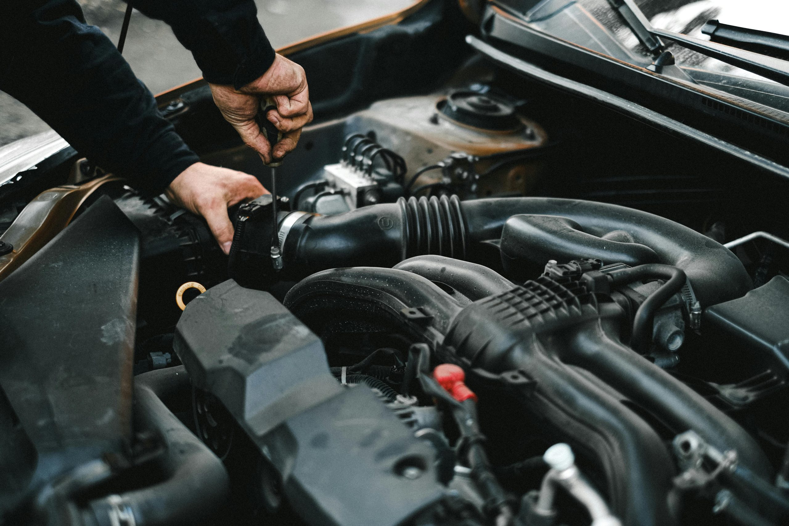 pexels-shvetsa-4315570 компьютерная диагностика грузового автотранспорта